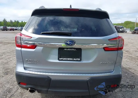 2024 Subaru Ascent Premium 8-Passenger z USA, uszkodzony, nr VIN 4S4WMACD6R3454621